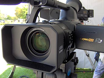panasonic AG-HVX200 camcorder front view
